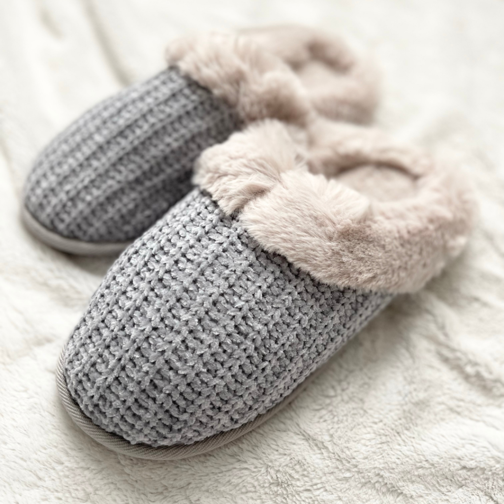 Women’s Amina Cable Knit Slipper - Lyfe Lax